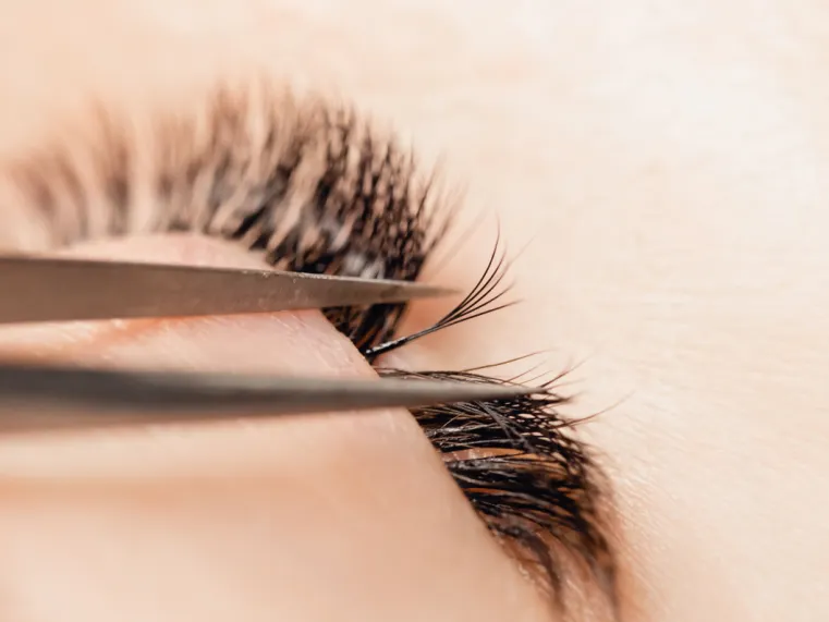 Wimpernverlängerung